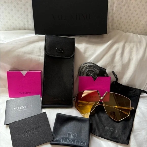 VALENTINO V-HEXAGON TITANIUM Sunglasses Gold $1436 Unisex NWT main image 10